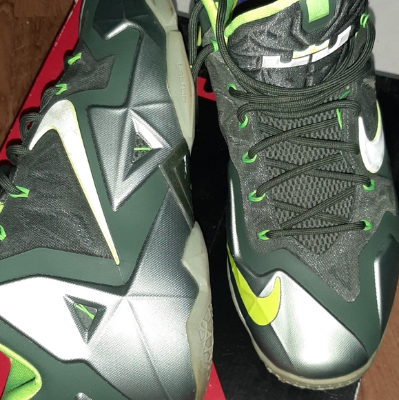 Nike Lebron's 11 Dunkman size 12 men - Picture 6 of 6